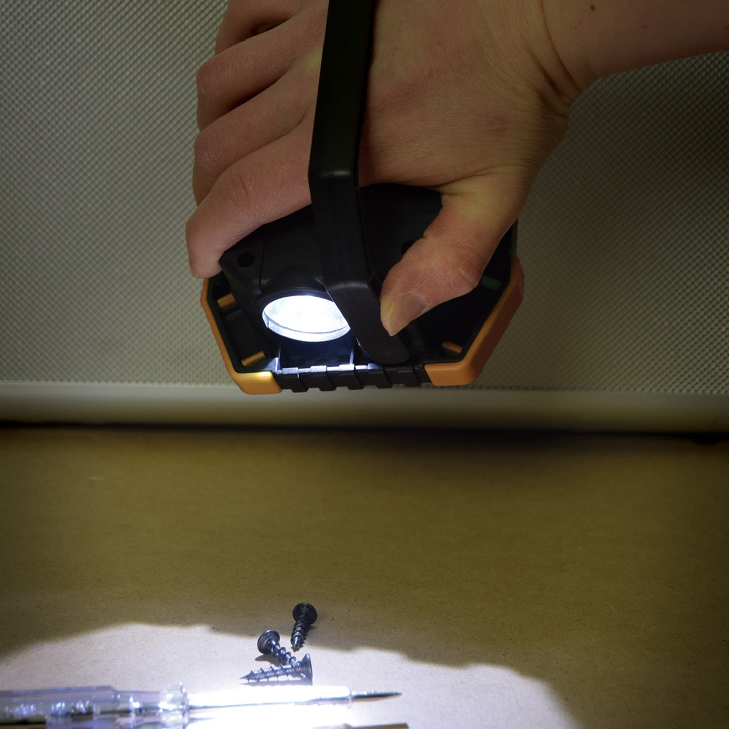 Mercury Compact work light and torch - view 13