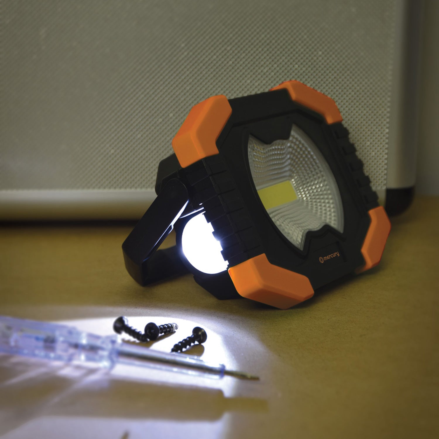 Mercury Compact work light and torch - view 14