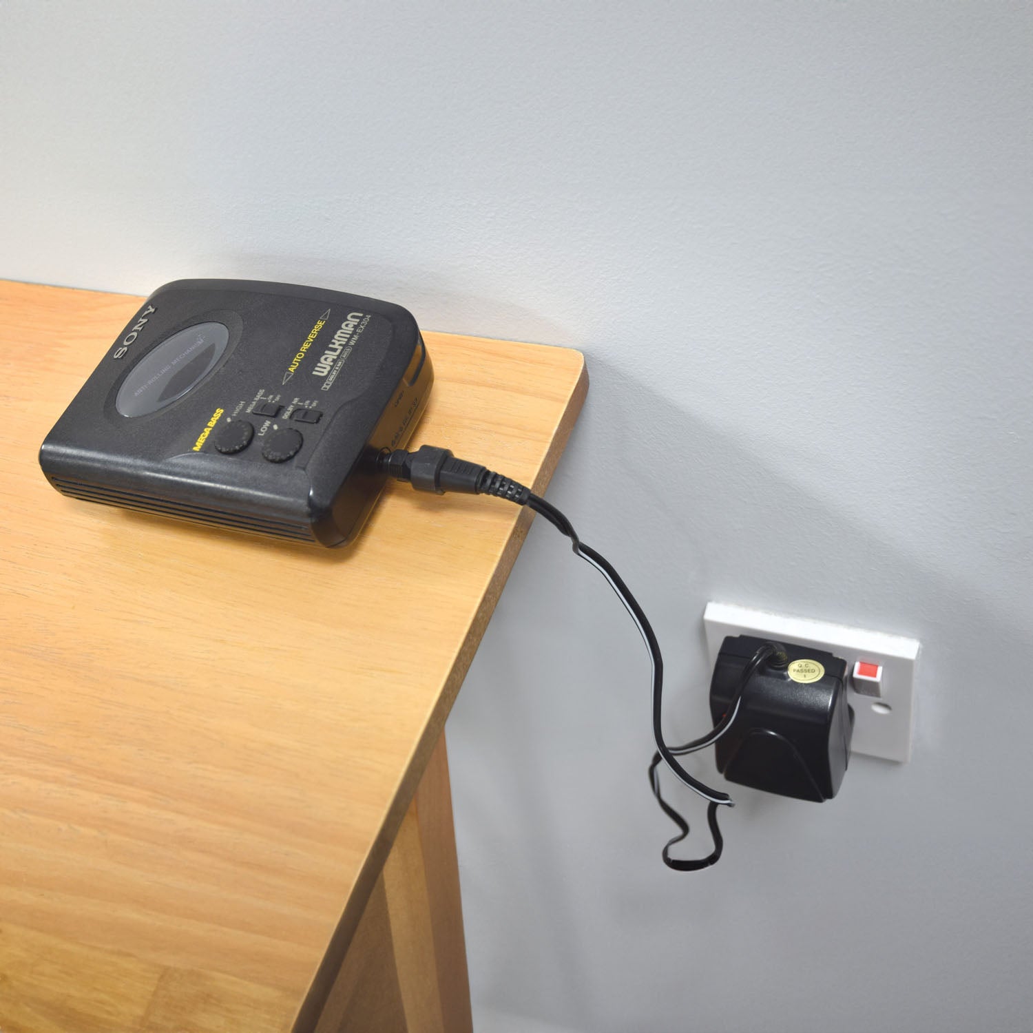 Mercury Energy efficient switch-mode power supply 1500mA - view 9