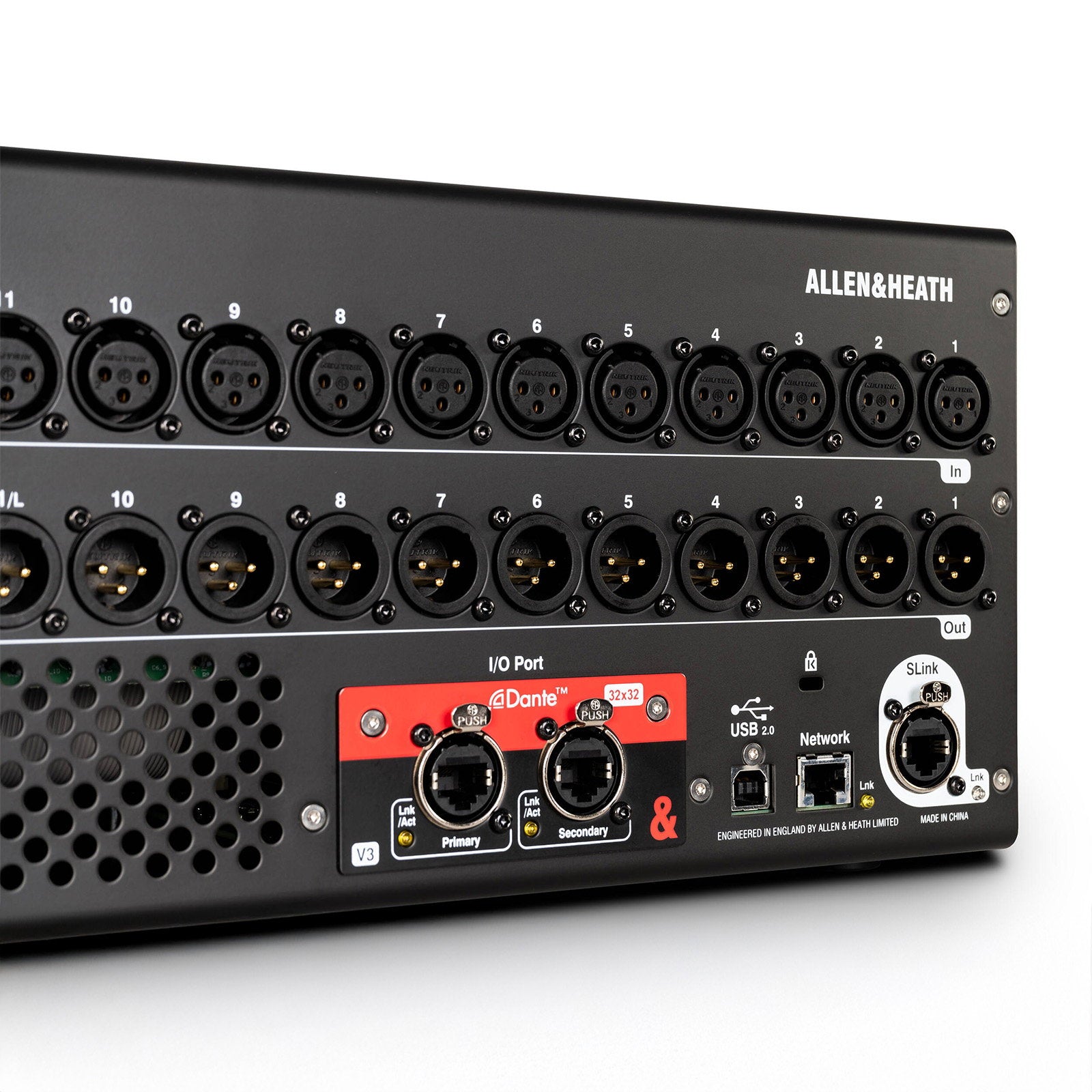 Allen & Heath 48ch Digital Mixer 16 Mic/Line 12 XLR out SQ-Rack  - Alternate View 3