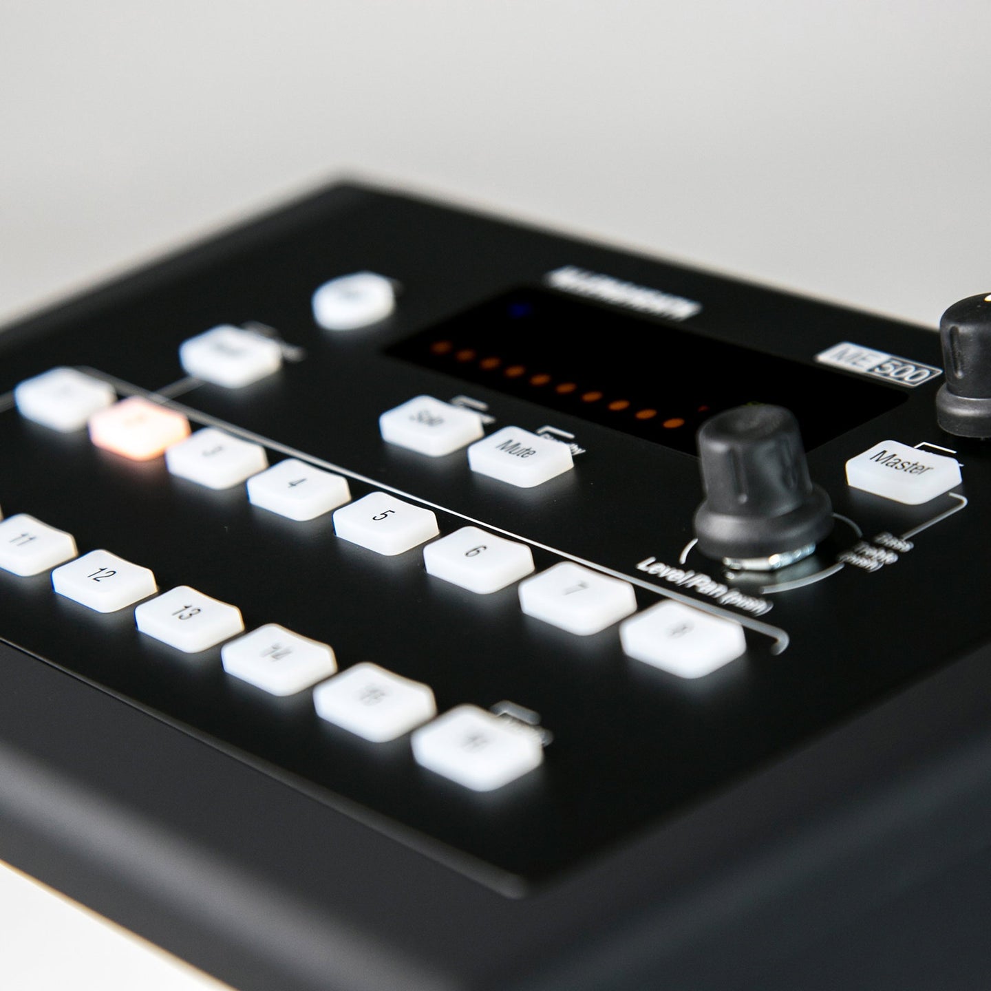 Allen & Heath 16 Channel Personal Mixer ME-500  - Alternate View 11
