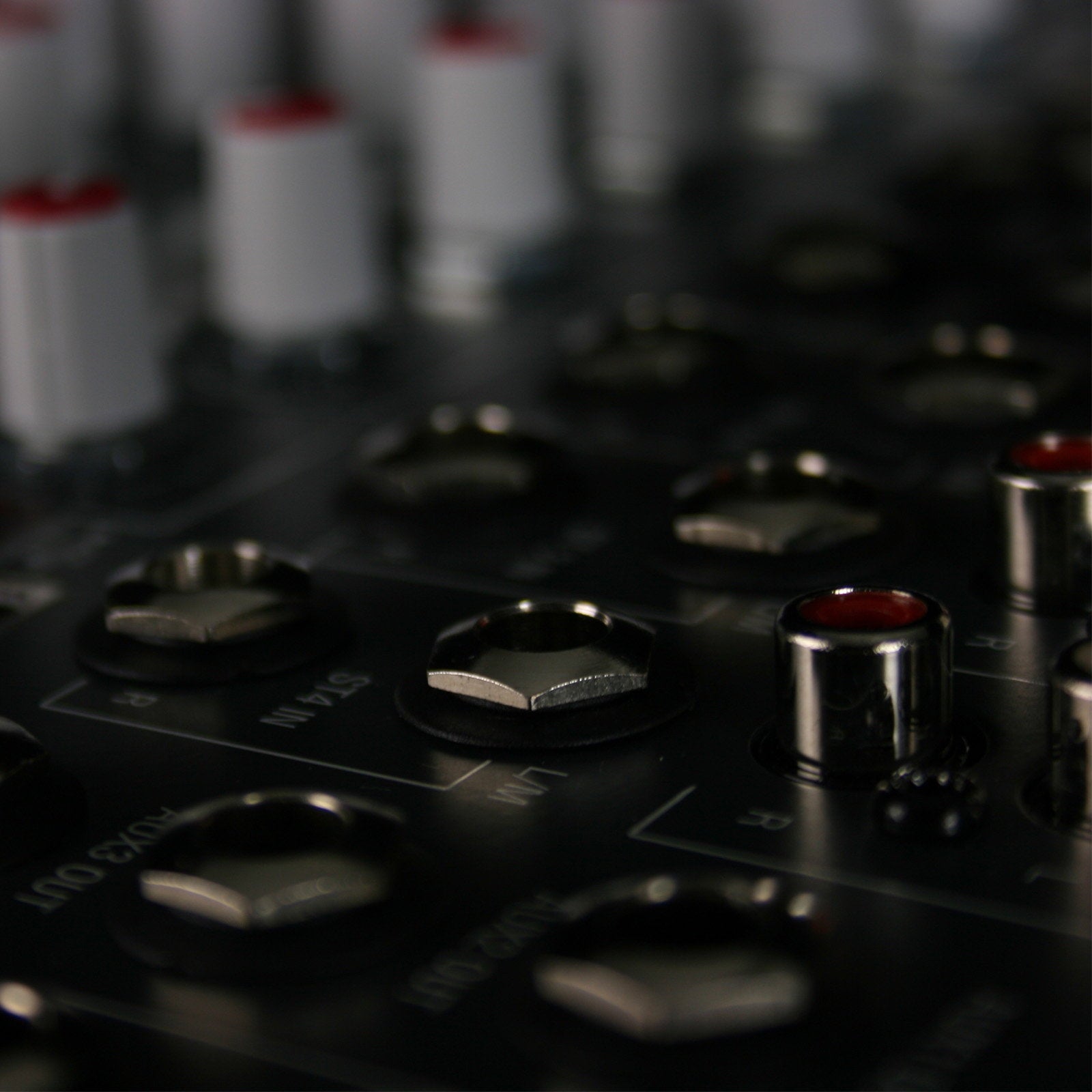 Allen & Heath Compact Stereo Mixer ZED-18  - Alternate View 4