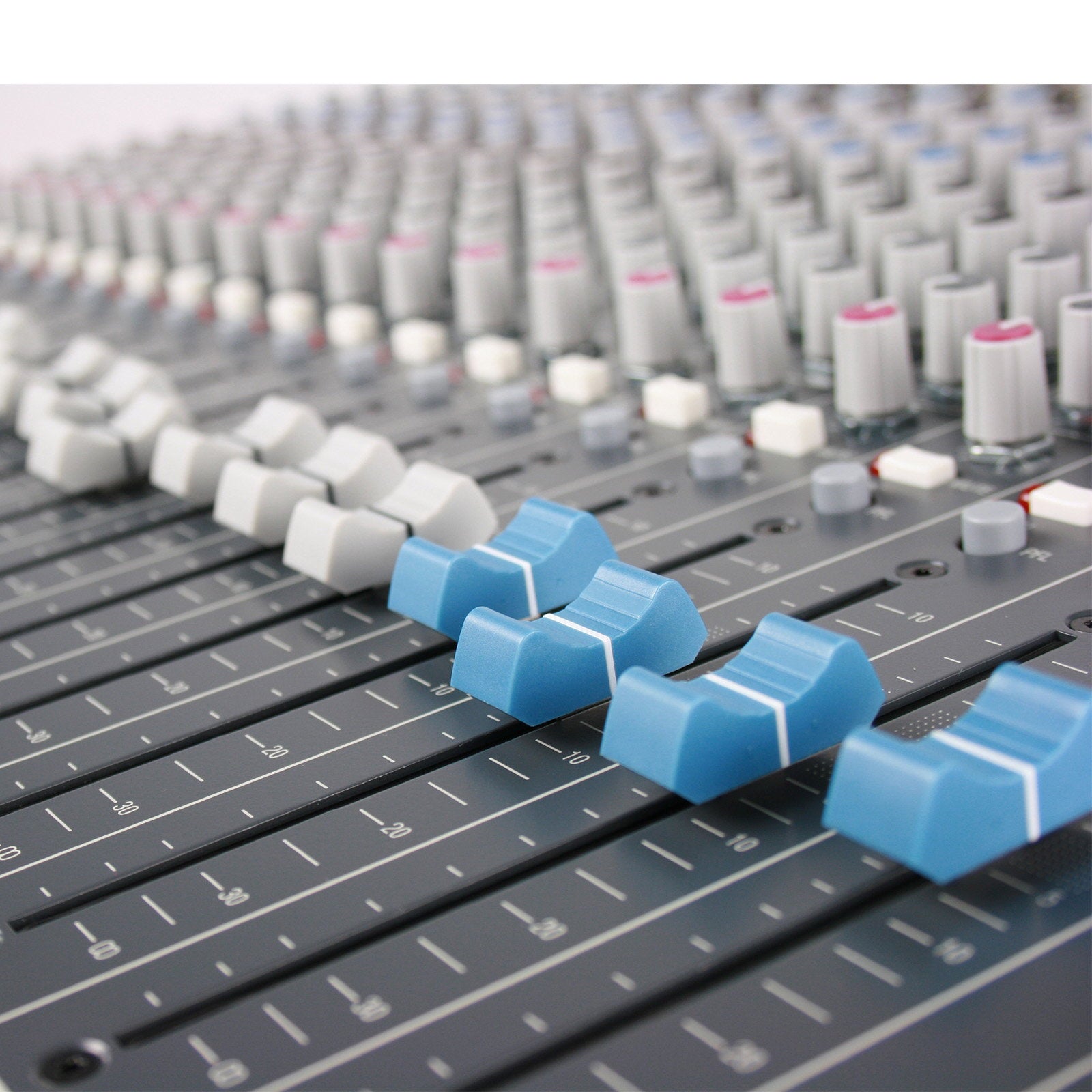 Allen & Heath Compact Stereo Mixer ZED-24  - Alternate View 3