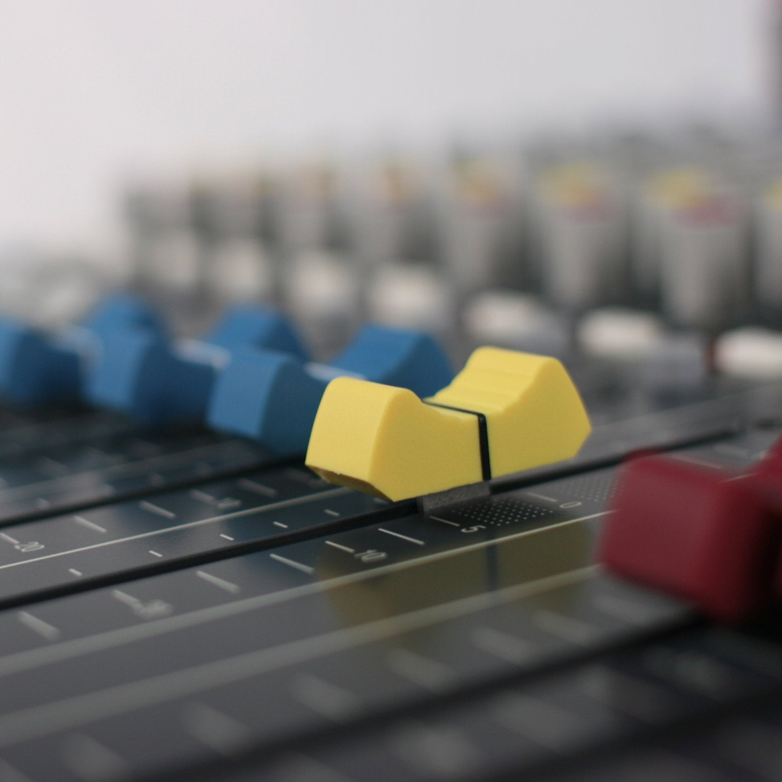 Allen & Heath Compact Stereo Mixer ZED12FX - Alternate View 6