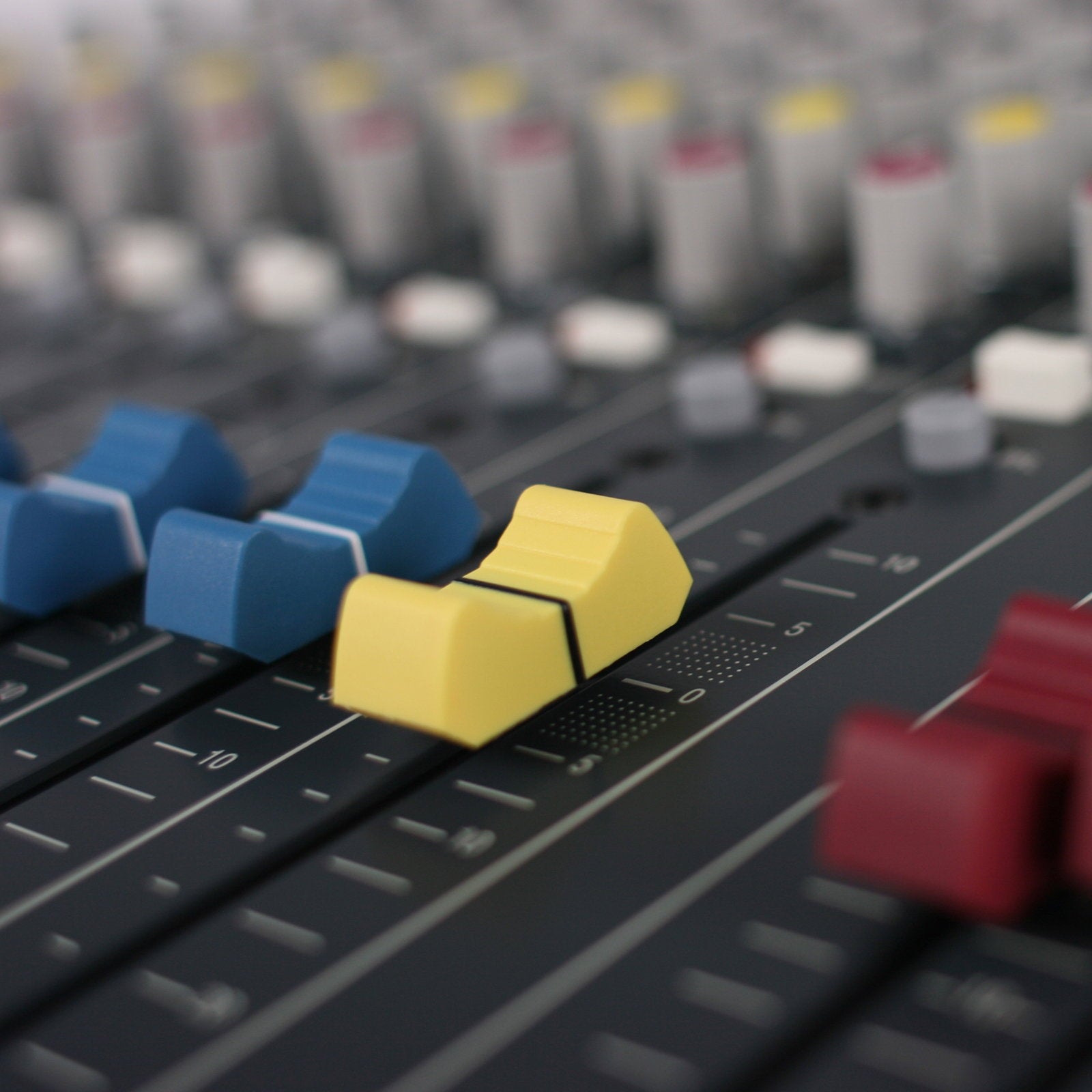 Allen & Heath Compact Stereo Mixer ZED12FX - Alternate View 7