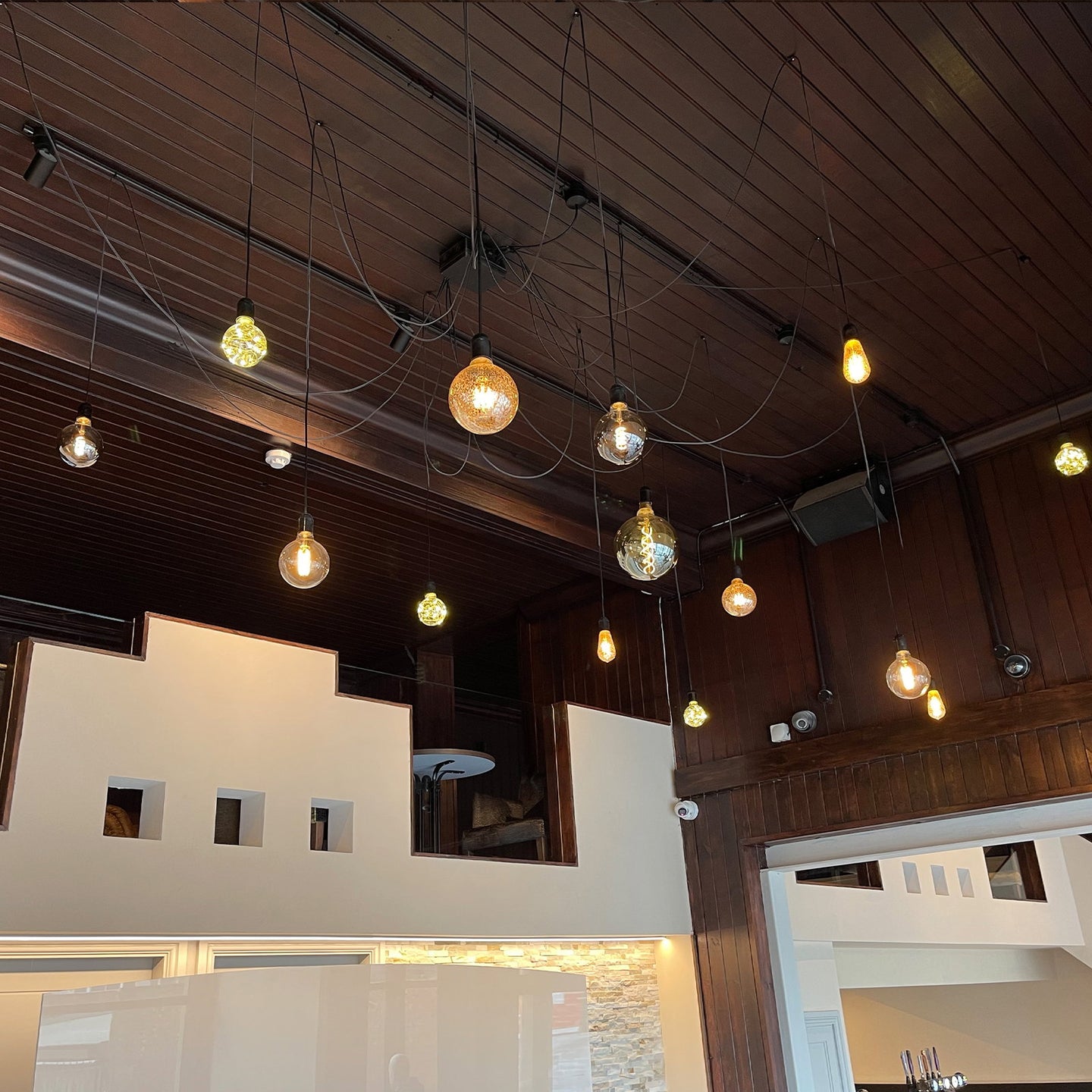 Clever Acoustics SVT 150 Black Speaker - Main View