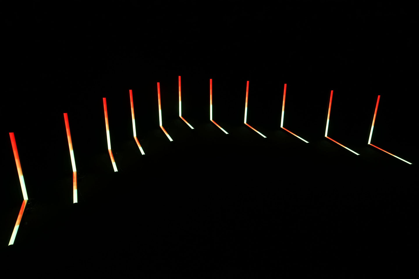 Equinox SpectraPix Batten - Alternate View 6