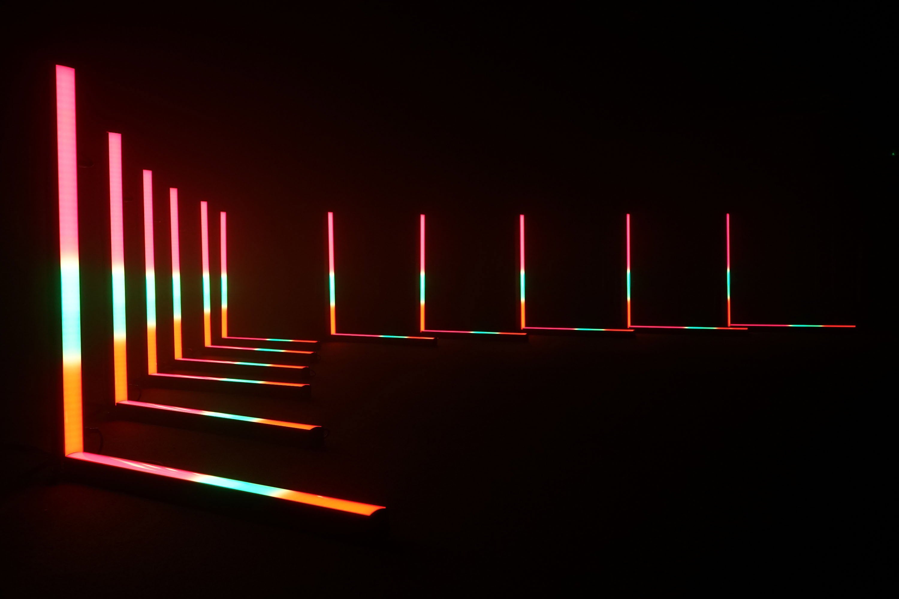 Equinox SpectraPix Batten (White Housing) - Alternate View 11