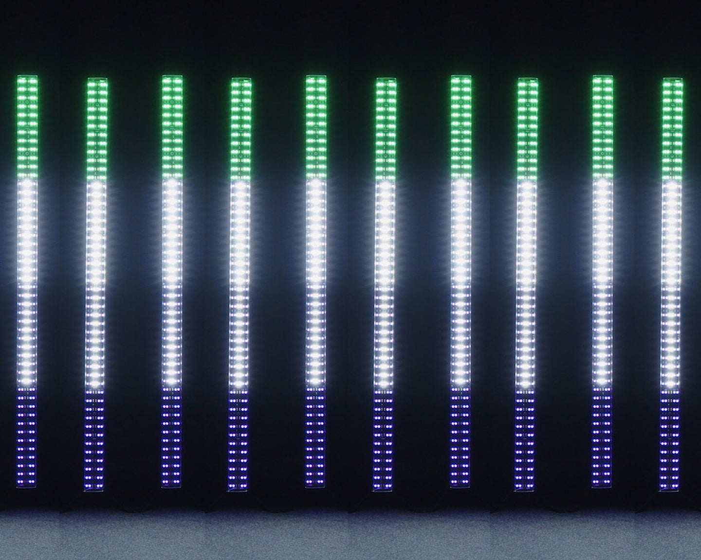 Equinox Spectra Strobe Batten - Alternate View 9