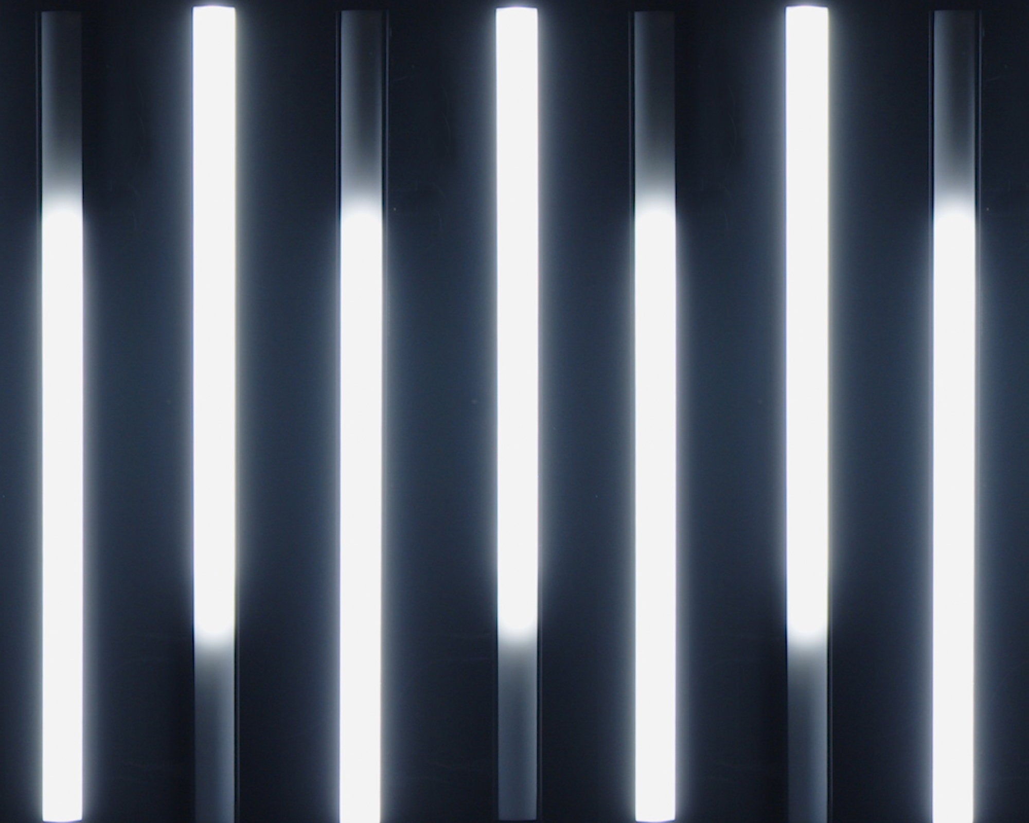 Equinox Spectra Strobe Batten - Alternate View 8