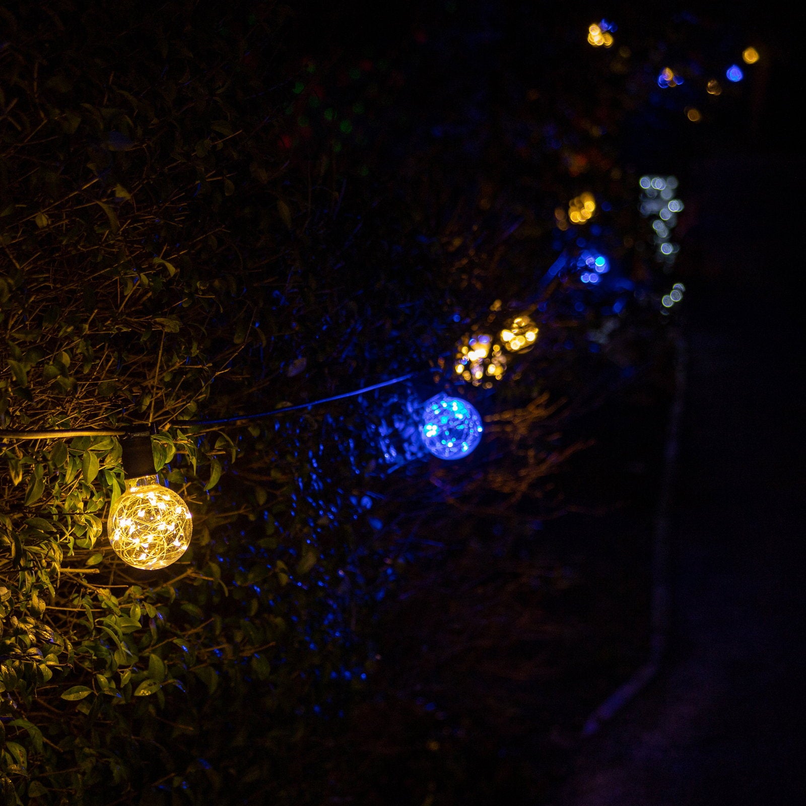 Prolite 1.7W LED G95 BC Poly Star Polycarbonate Lamp Blue - Back Panel and Connections