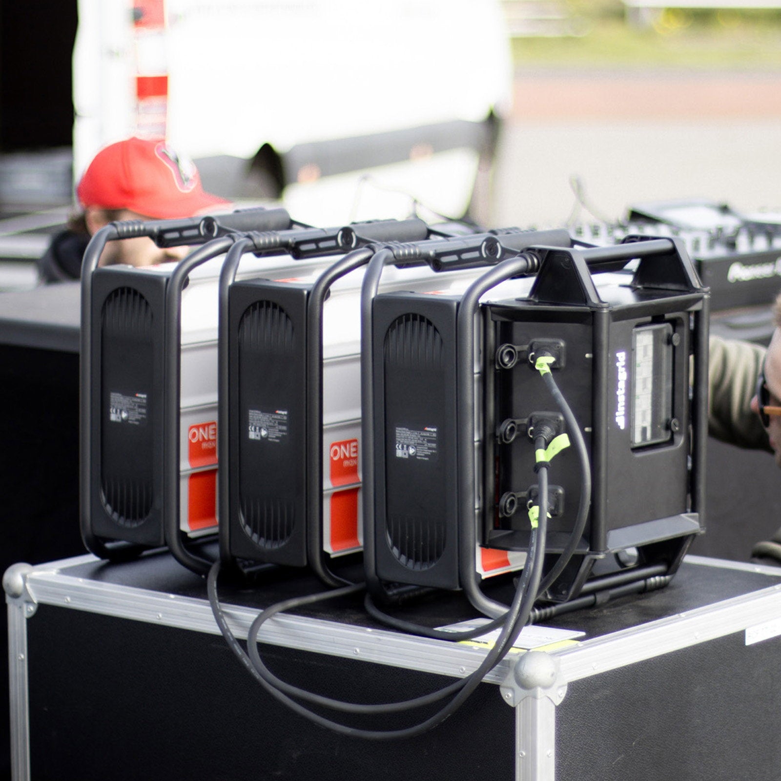 Instagrid Instagrid LINK 36 230V IP54 - Back Panel and Connections