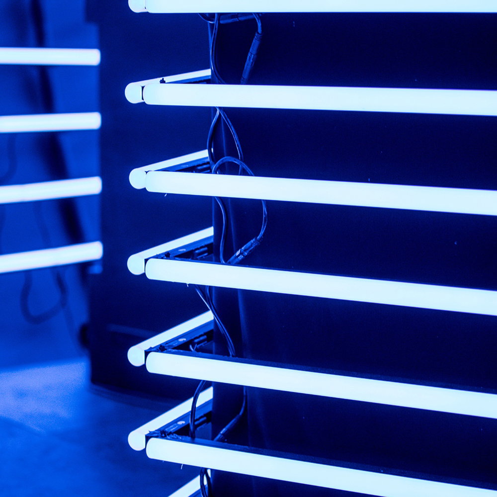 Venutec Blackwave BW50 Pixel Bar IP66 - Alternate View 1