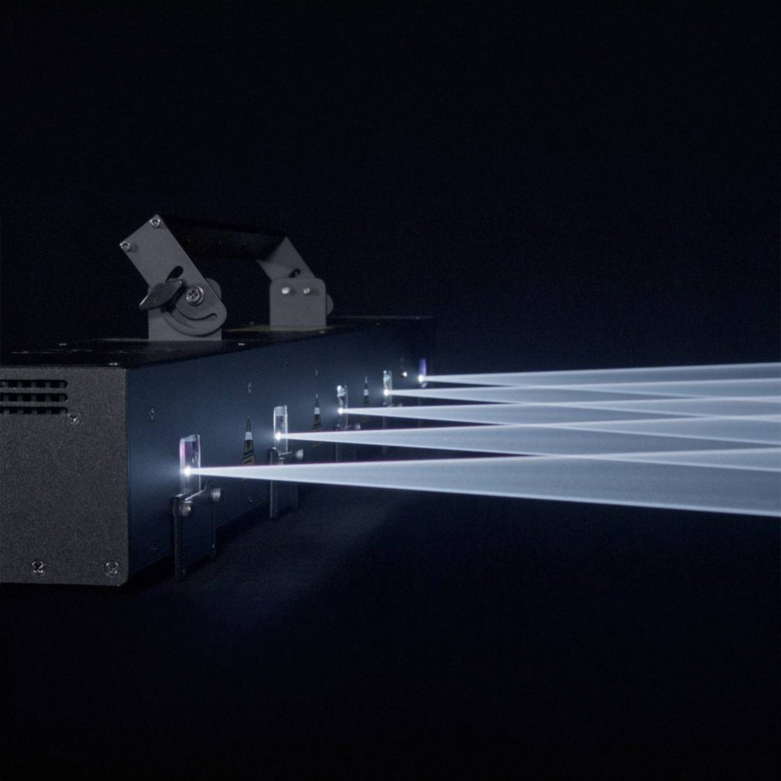 Laserworld ScanBar 10RGB - Alternate View 11