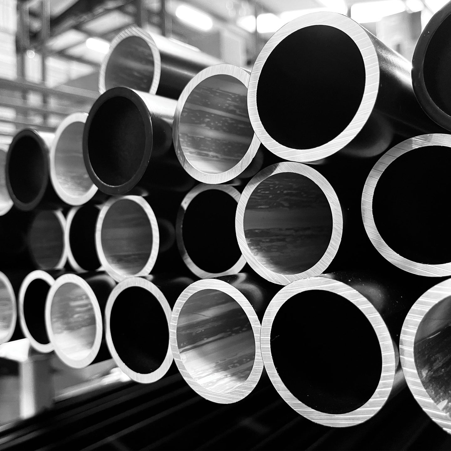 Elumen8 1.5m Aluminium Tube - 48.3 x 4mm - Alternate View 1